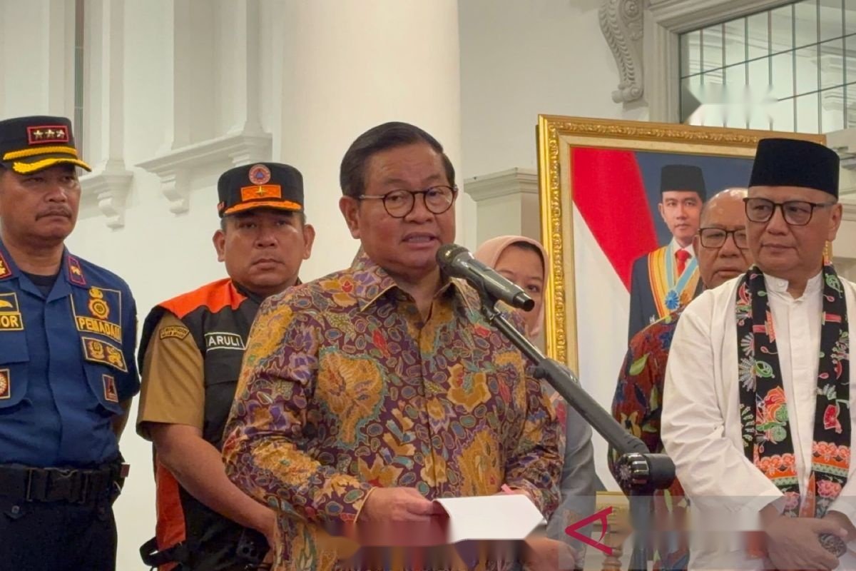 Pramono Anugerahi Pedagang Masker Larangan Timbun dan Mainkan Harga