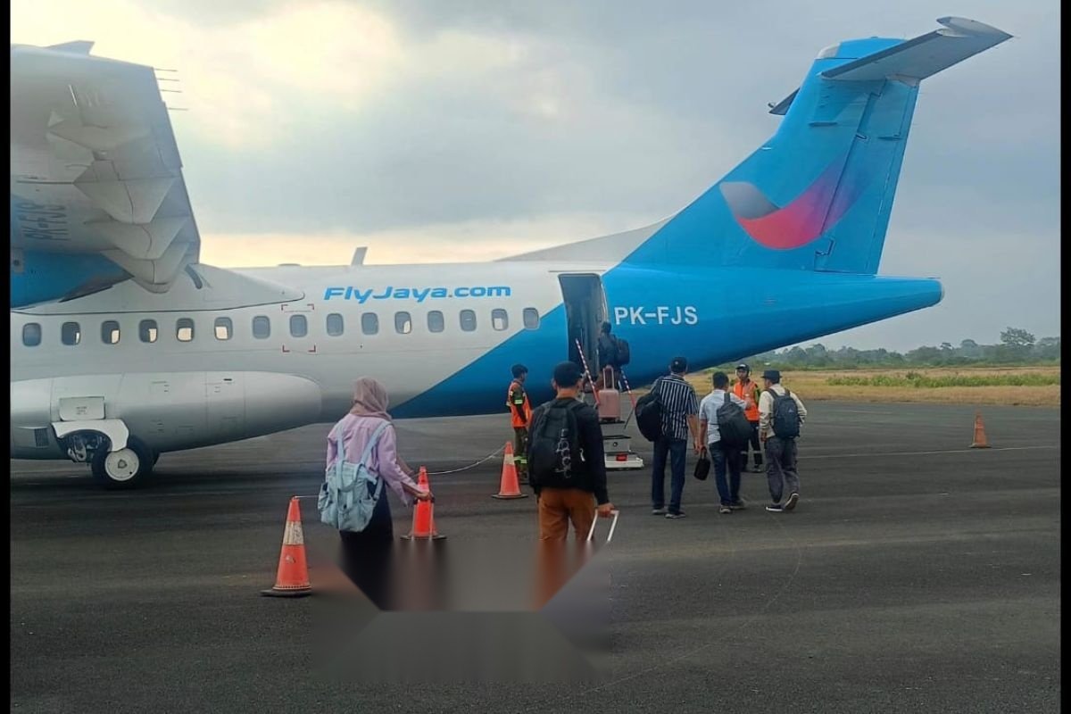 **Bandara Jember Kembali Layani Rute Jakarta Usai Uji Abu Vulkanik**