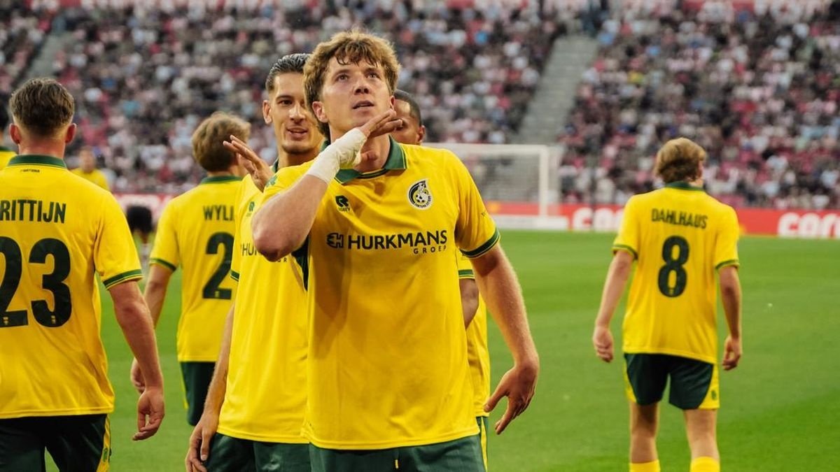 Fortuna Sittard Tundukkan Willem II, Hubner dan Romeny Starter